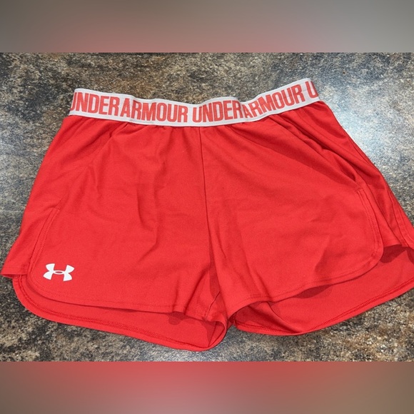 Women’s Under Armour Athletic Shorts - Picture 1 of 1